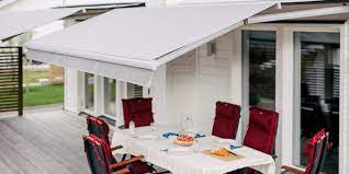 How you can add design and function to your house with vertical awnings (vertikalmarkiser) post thumbnail image
