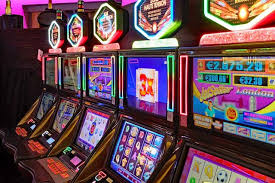 Spin the Reels and Win: Most Popular Online Slot Machines post thumbnail image